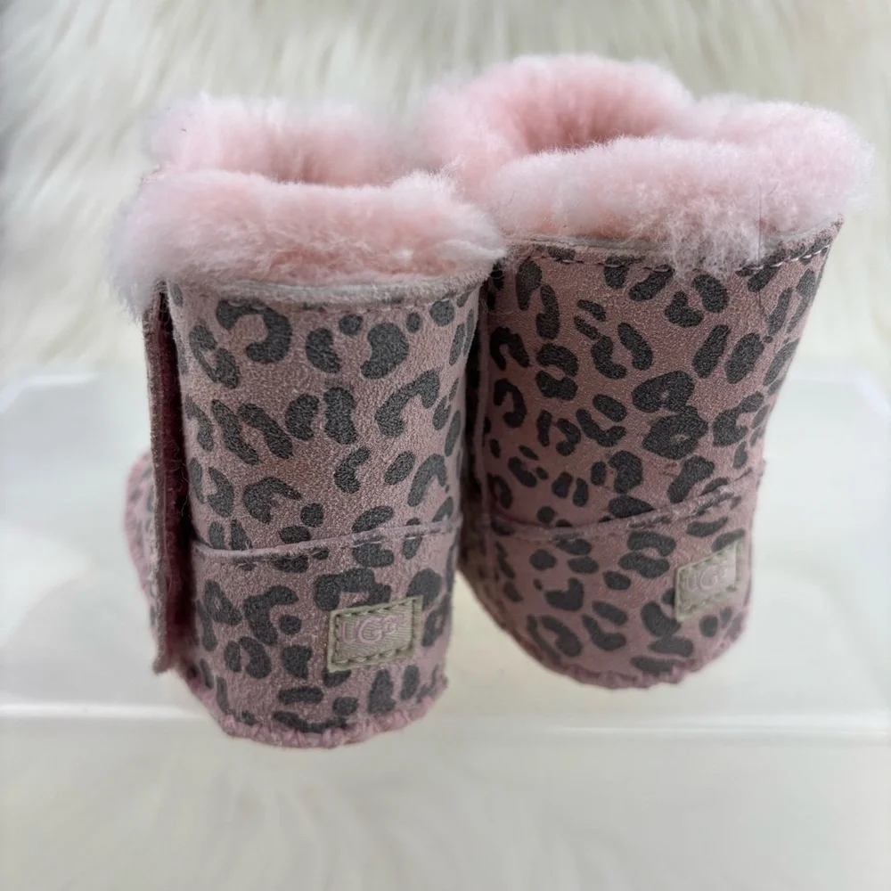 UGG Blush Cheetah Pink print Infant Booties Size 0/1